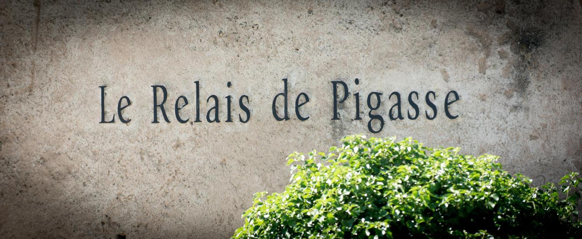 Le Relais De Pigasse Otel Ouveillan Dış mekan fotoğraf