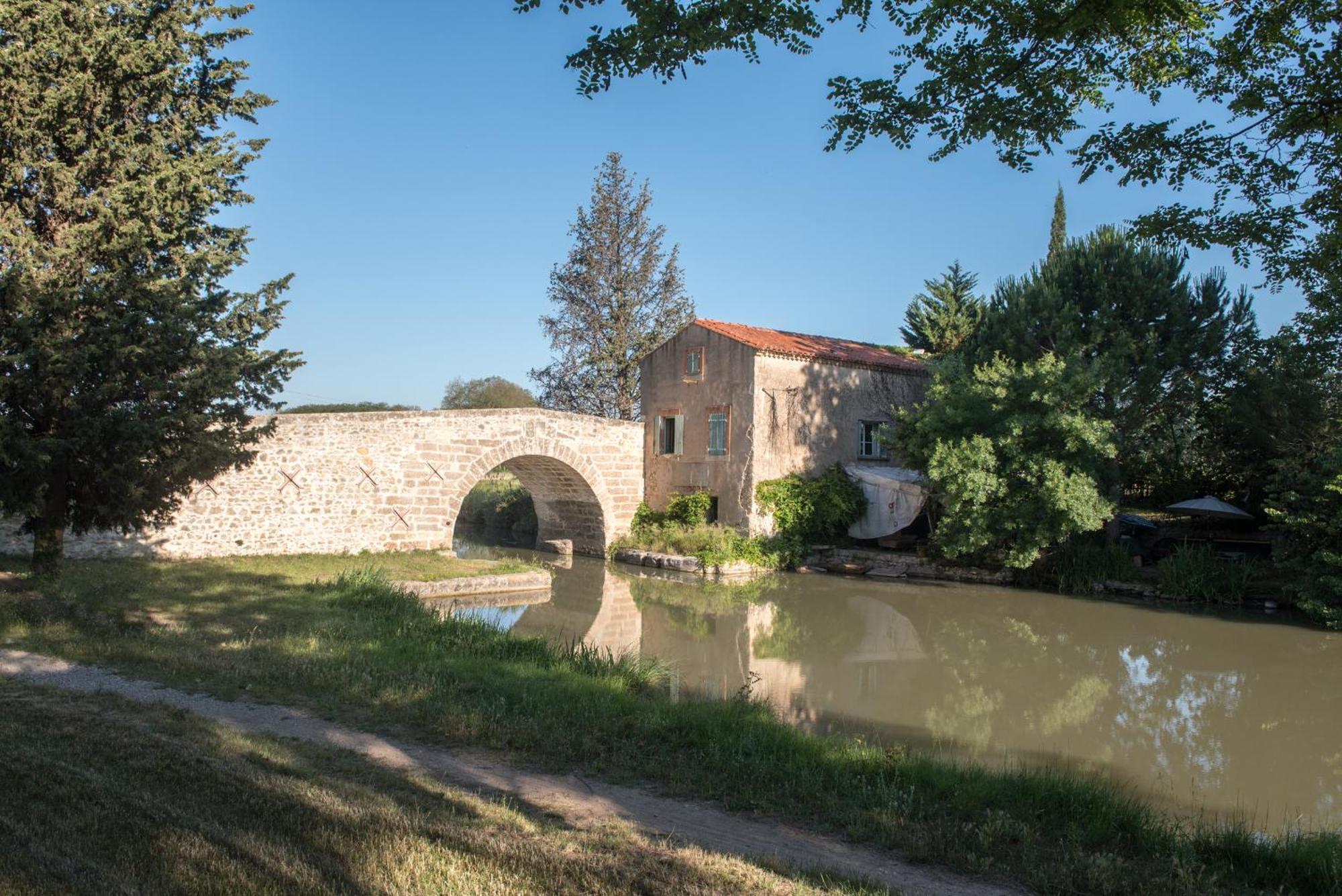 Le Relais De Pigasse Otel Ouveillan Dış mekan fotoğraf