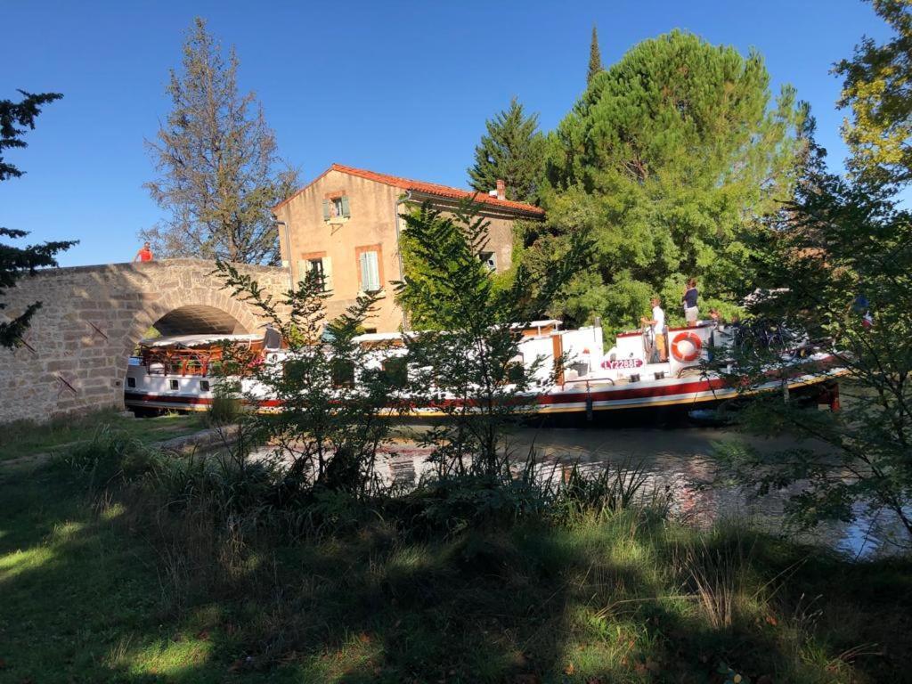 Le Relais De Pigasse Otel Ouveillan Dış mekan fotoğraf