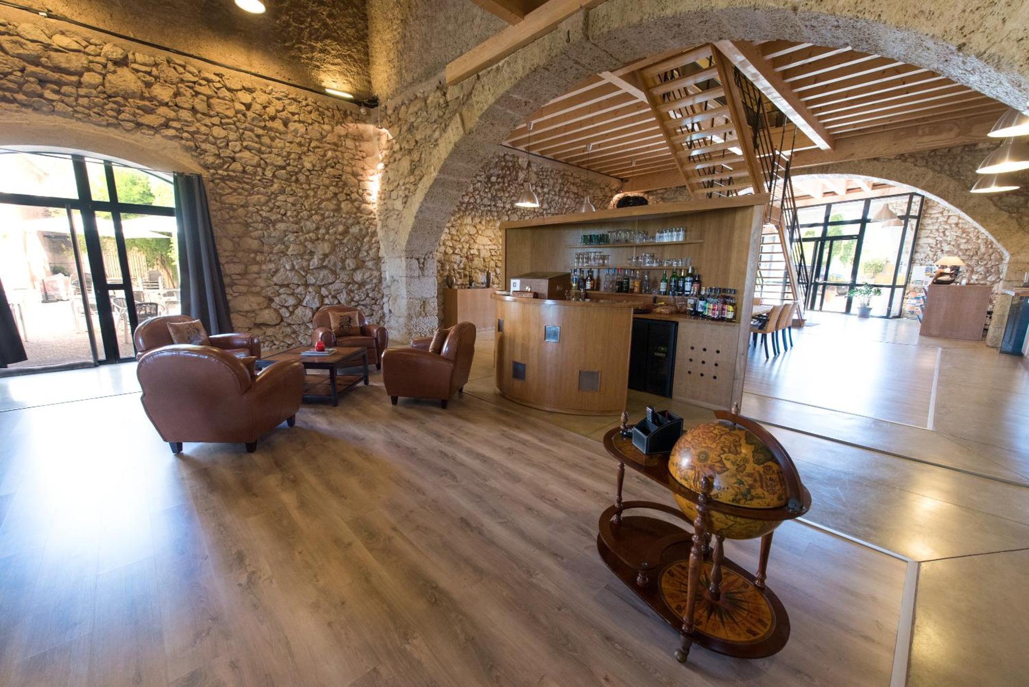 Le Relais De Pigasse Otel Ouveillan Dış mekan fotoğraf