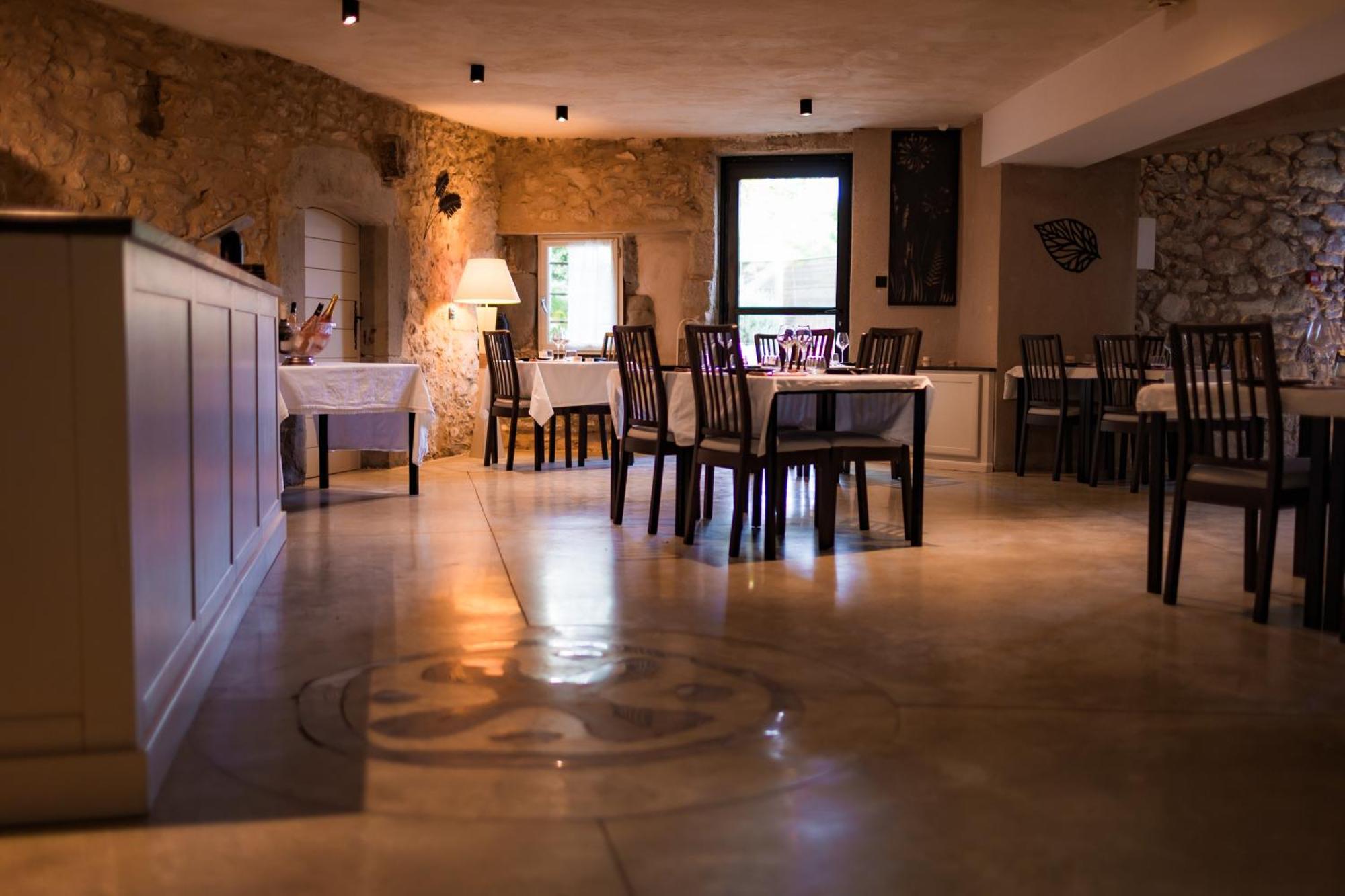 Le Relais De Pigasse Otel Ouveillan Dış mekan fotoğraf